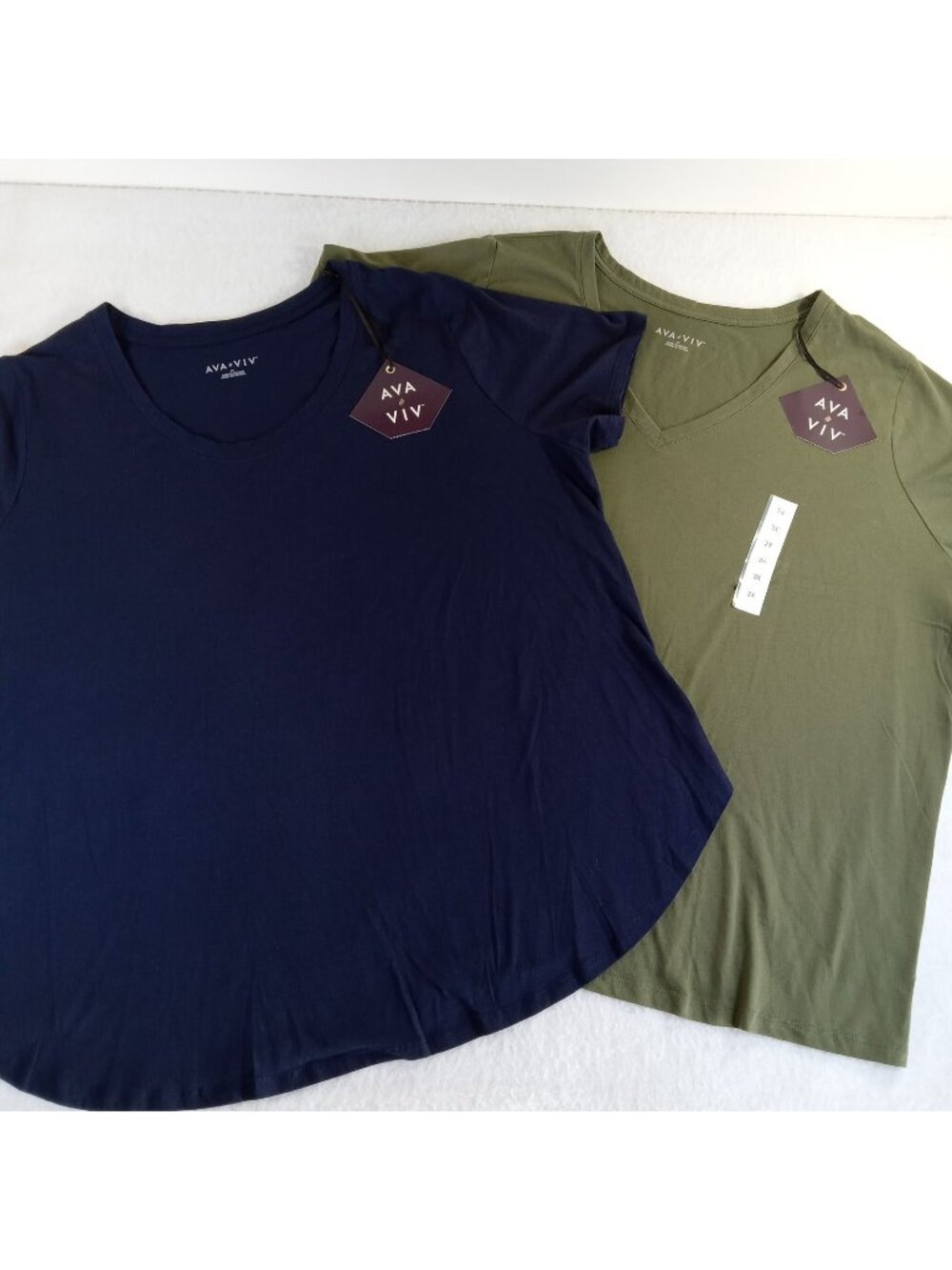 2 AVA & VIV Women's Plus Size 2X T-Shirts Navy Olive Green Scoop V-Neck Modal